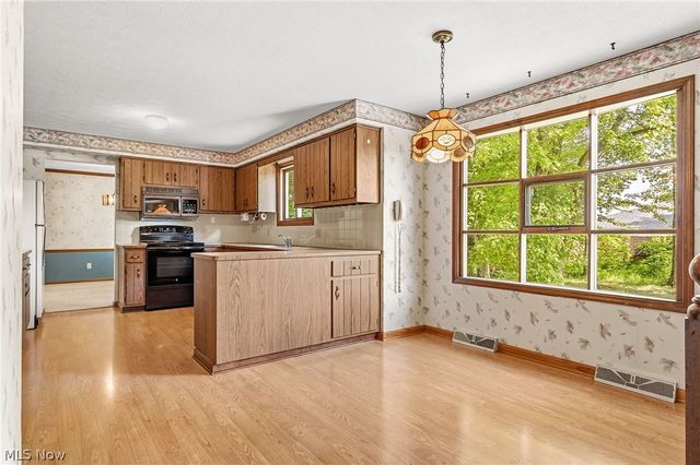 6602 Night Vista Drive, Parma, OH 44129