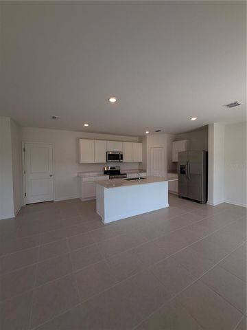 2466 HALLOW GARDEN RD, Eustis, FL 32726
