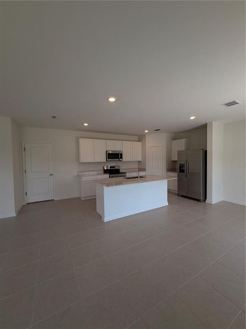 2466 HALLOW GARDEN RD, Eustis, FL 32726