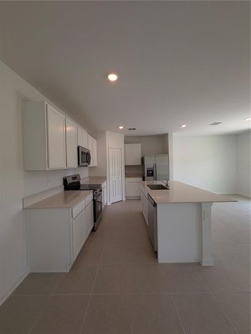 2466 HALLOW GARDEN RD, Eustis, FL 32726