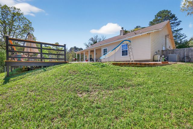544 Red Strong Road, Frierson, LA 71027
