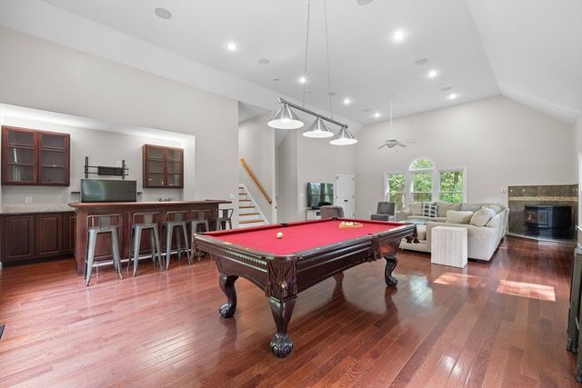10 Fieldstone Way, Boxford, MA 01921