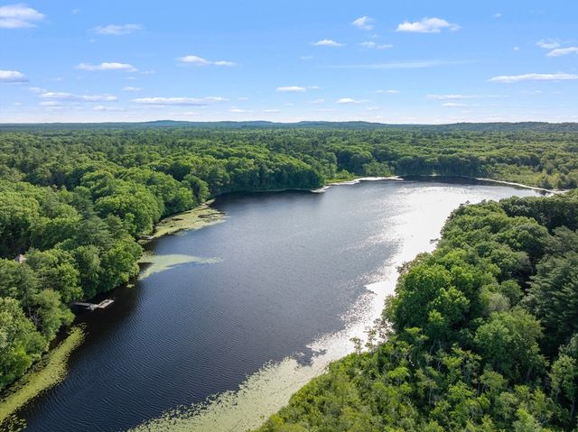10 Fieldstone Way, Boxford, MA 01921