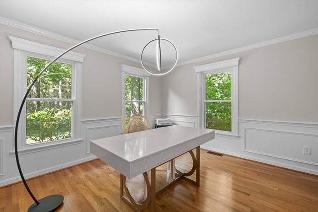 10 Fieldstone Way, Boxford, MA 01921