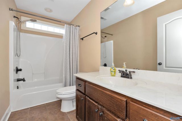 16382 Evarard Circle NW, Harvest, AL 35749