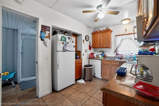 560 N Palm Avenue, Frostproof, FL 33843