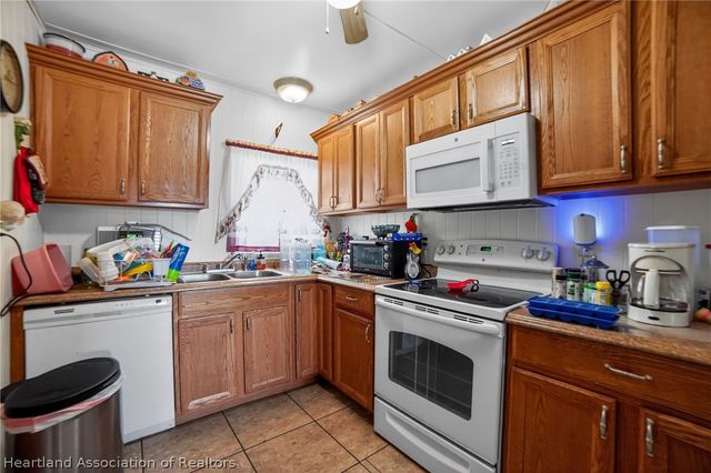 560 N Palm Avenue, Frostproof, FL 33843