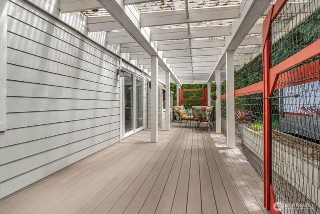 21103 252nd Street NE, Arlington, WA 98223