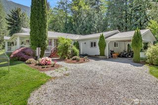 21103 252nd Street NE, Arlington, WA 98223