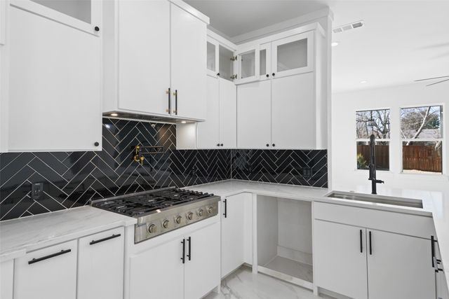 4107 Vineyard Drive, Dallas, TX 75212