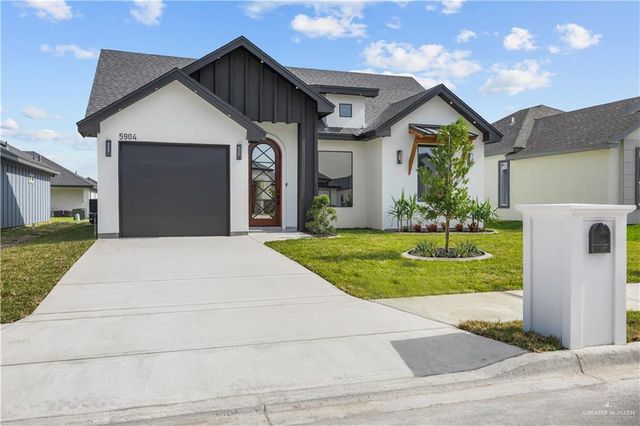 5904 N Playa Del Sol Street, Edinburg, TX 78542