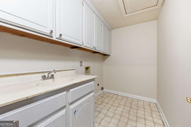 5782 Southland Walk, Stone Mountain, GA 30087