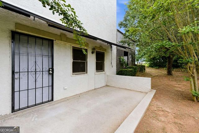 5782 Southland Walk, Stone Mountain, GA 30087