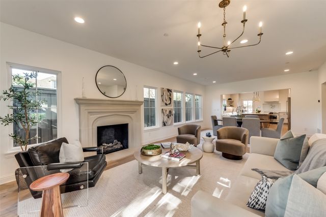 5501 Hillcrest Avenue, Highland Park, TX 75205