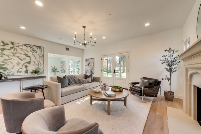 5501 Hillcrest Avenue, Highland Park, TX 75205