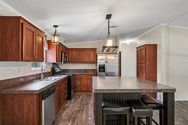 136 CREEKWOOD RUN, Lakeland, FL 33809