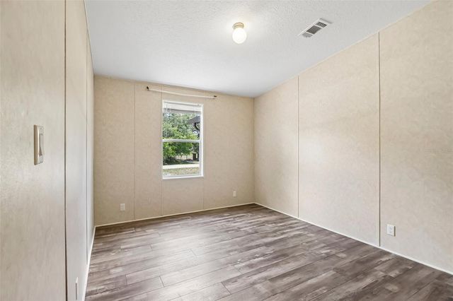 136 CREEKWOOD RUN, Lakeland, FL 33809