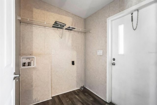 136 CREEKWOOD RUN, Lakeland, FL 33809