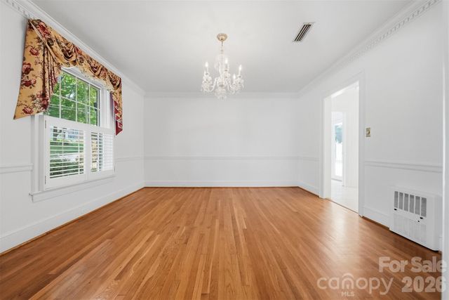 521 5th Street NW, Hickory, NC 28601
