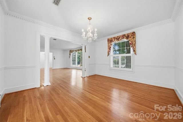 521 5th Street NW, Hickory, NC 28601