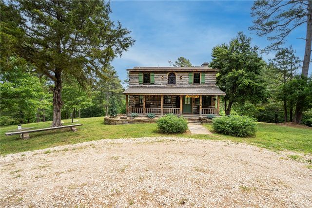 16392 E 567 Road, Colcord, OK 74338