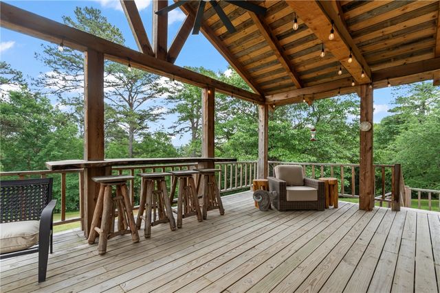 16392 E 567 Road, Colcord, OK 74338