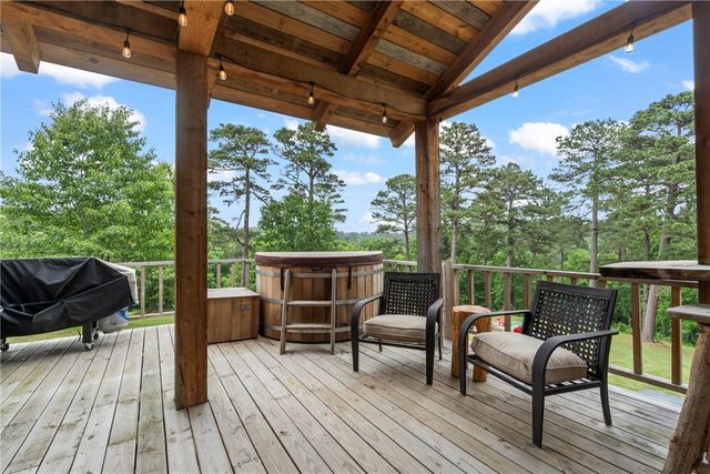 16392 E 567 Road, Colcord, OK 74338