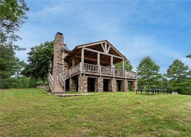 16392 E 567 Road, Colcord, OK 74338