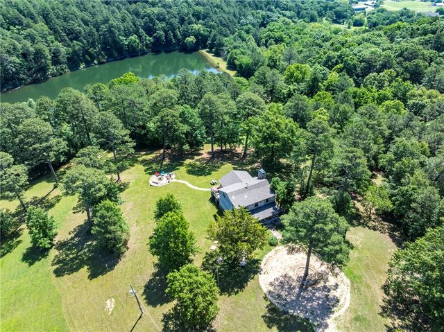 16392 E 567 Road, Colcord, OK 74338