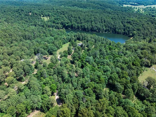 16392 E 567 Road, Colcord, OK 74338