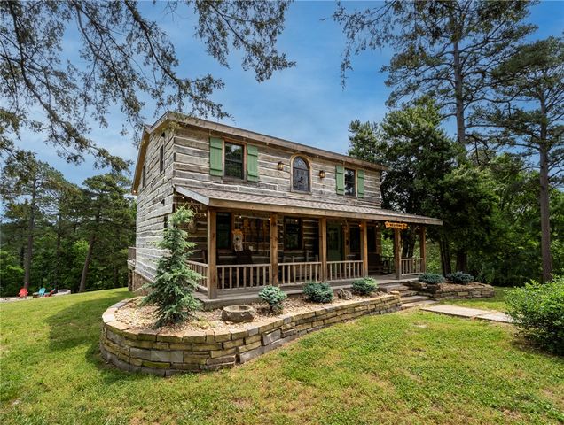 16392 E 567 Road, Colcord, OK 74338
