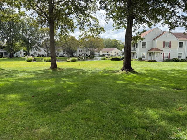 196 Fairview Circle, Middle Island, NY 11953