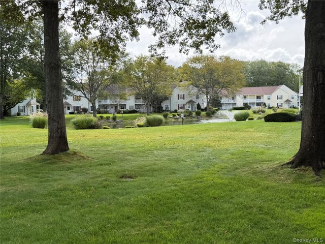 196 Fairview Circle, Middle Island, NY 11953