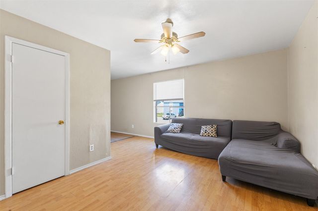 2804 Cypress Bend Circle, Bryan, TX 77801