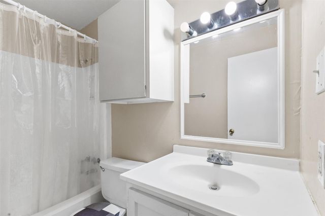 2804 Cypress Bend Circle, Bryan, TX 77801