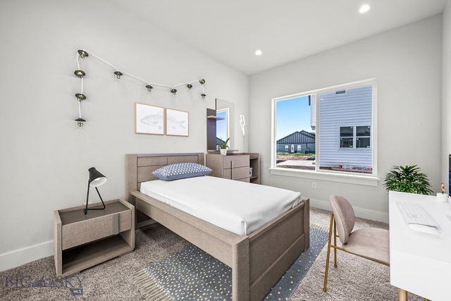 1112 Falcon Ridge Boulevard, Belgrade, MT 59714