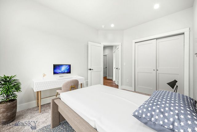 1112 Falcon Ridge Boulevard, Belgrade, MT 59714