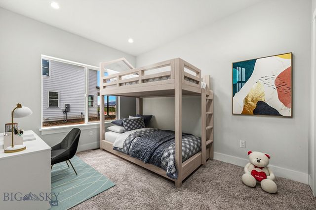 1112 Falcon Ridge Boulevard, Belgrade, MT 59714