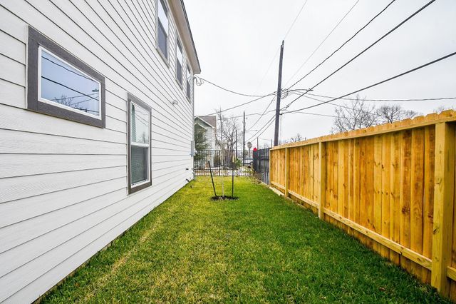 2309 Gagne Street, Houston, TX 77020