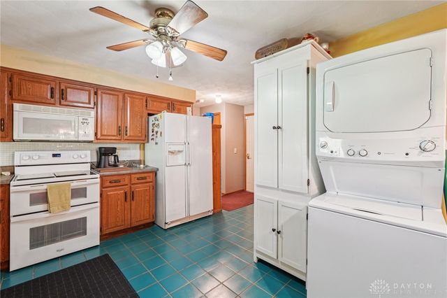 203 N Bickett Road, Xenia Twp, OH 45385