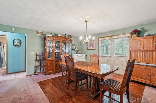 203 N Bickett Road, Xenia Twp, OH 45385