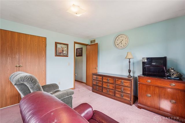 203 N Bickett Road, Xenia Twp, OH 45385