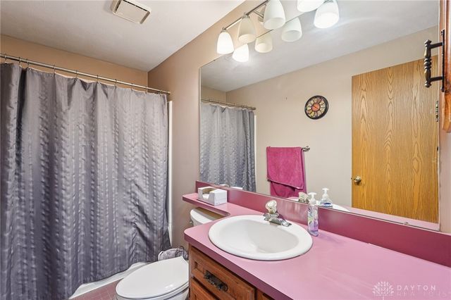 203 N Bickett Road, Xenia Twp, OH 45385