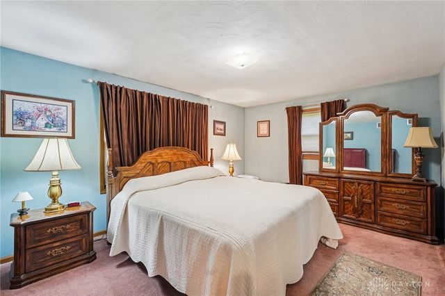 203 N Bickett Road, Xenia Twp, OH 45385