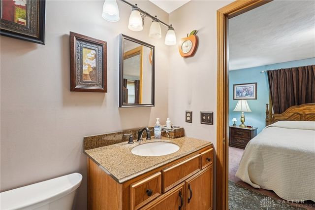 203 N Bickett Road, Xenia Twp, OH 45385