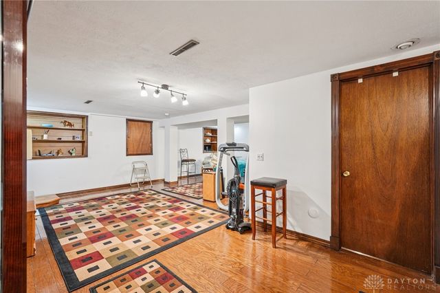 203 N Bickett Road, Xenia Twp, OH 45385