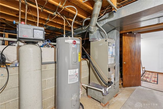 203 N Bickett Road, Xenia Twp, OH 45385