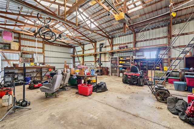 203 N Bickett Road, Xenia Twp, OH 45385