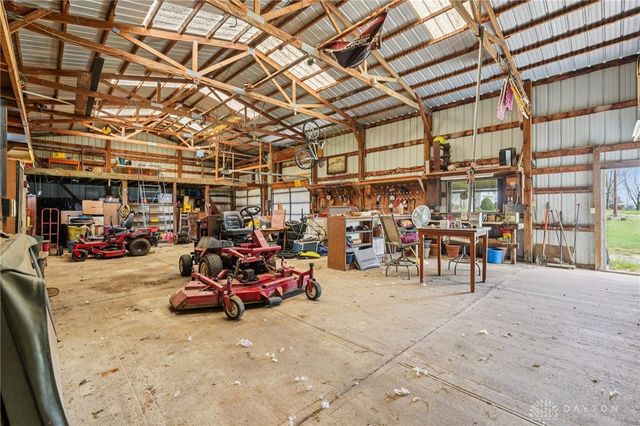 203 N Bickett Road, Xenia Twp, OH 45385