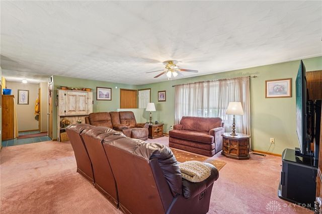 203 N Bickett Road, Xenia Twp, OH 45385